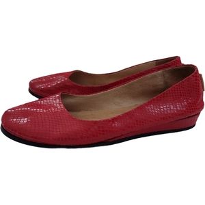 French Sole Red Leather Embossed Flats Made in Italy - Size 7.5 Runs SMALL